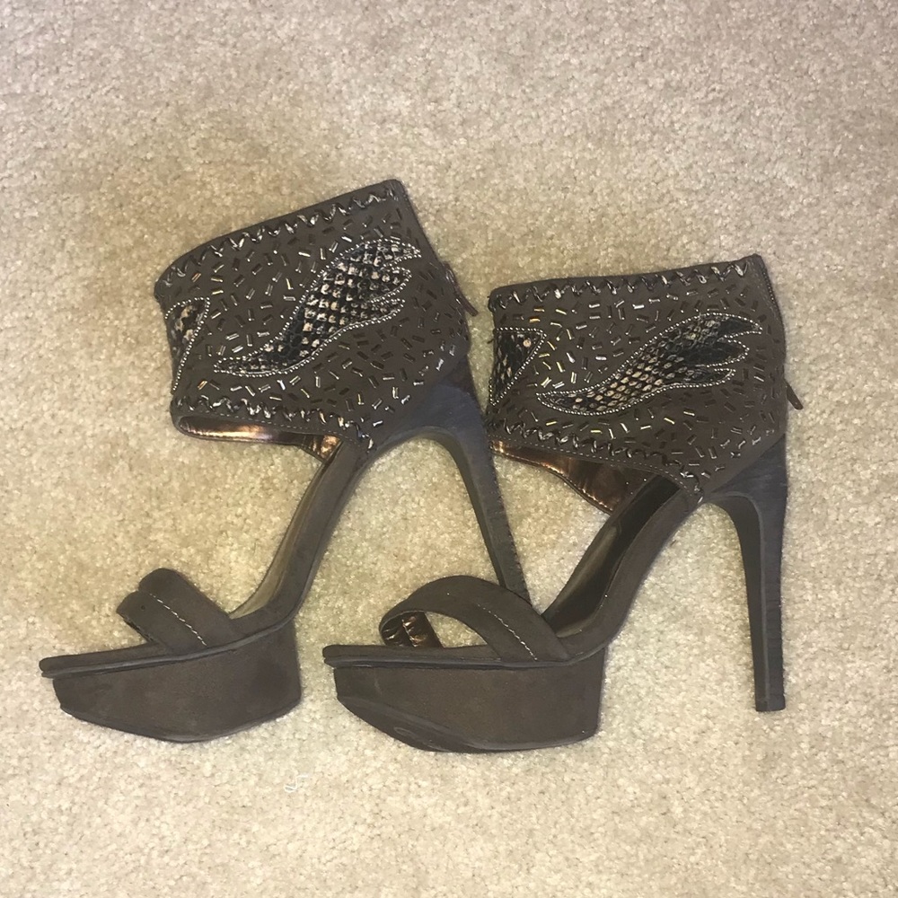 5 for $15 Carlos Santana Studded Heels